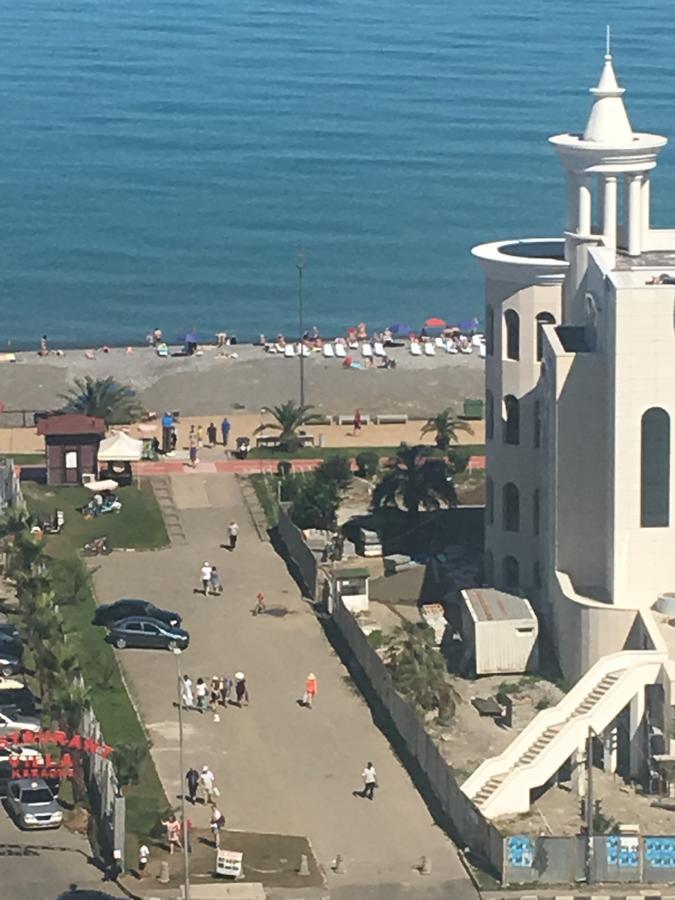 Orbi Plaza Tamara Aparthotel Batumi Exterior foto